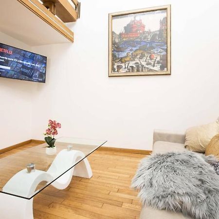 Unforgettable Split Level Jacuzzi Suite Navona - Top Collection 로마 외부 사진