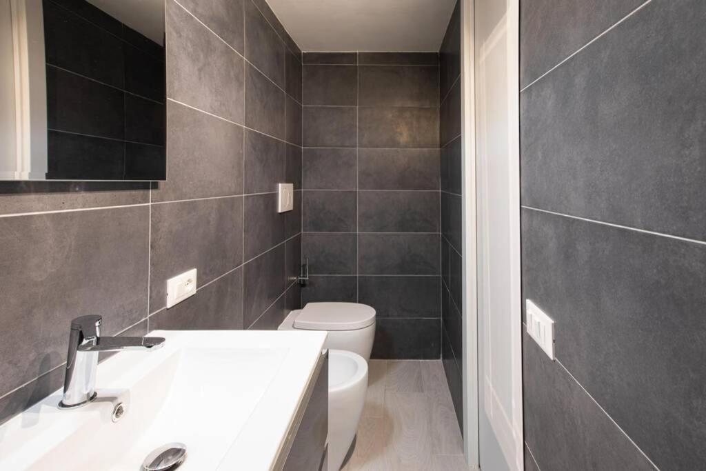 Unforgettable Split Level Jacuzzi Suite Navona - Top Collection 로마 외부 사진